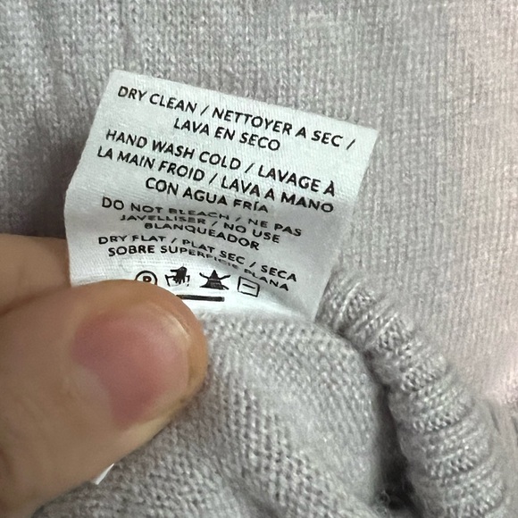 Naadam grey sweater dress size small NWOT light grey color no flaws sweaterdress - Picture 8 of 9